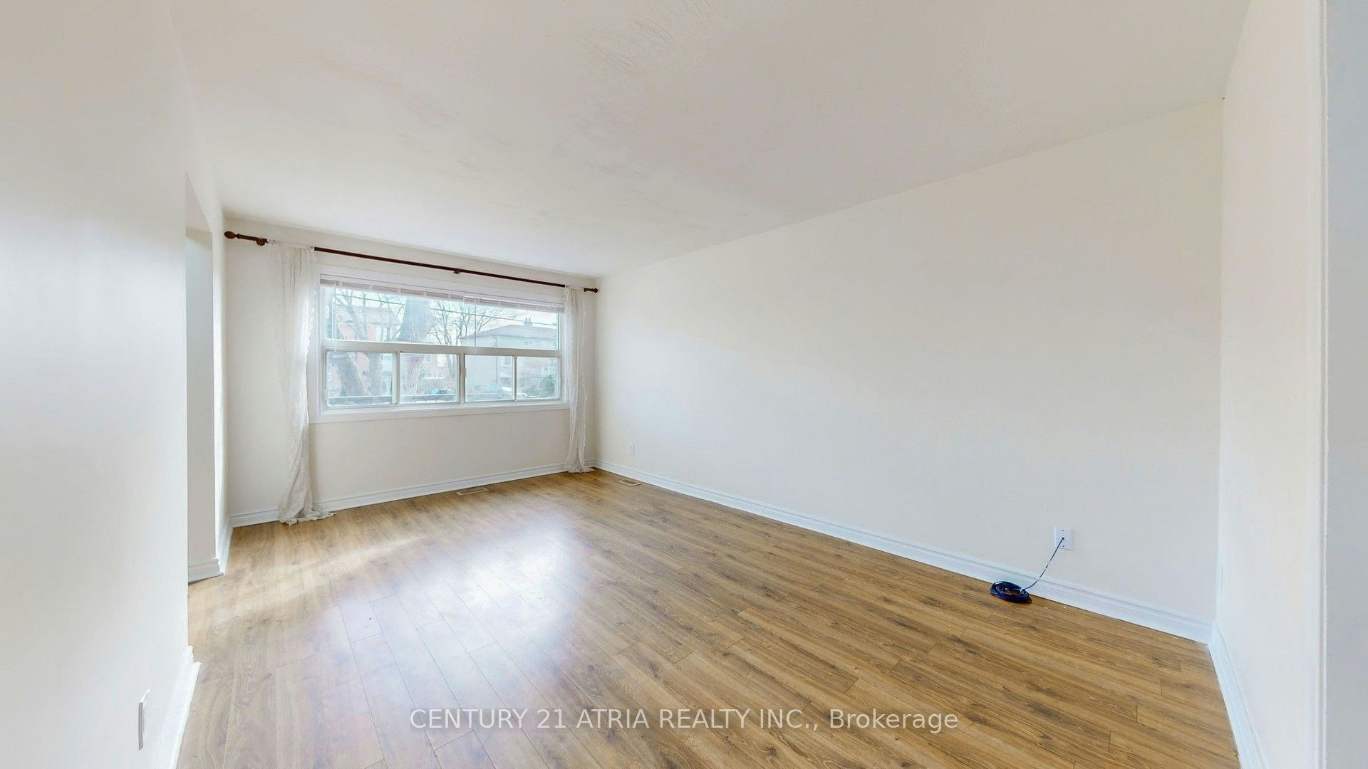 Main-126 Celeste Drive, Toronto, ON, M1E 2V1 - 5