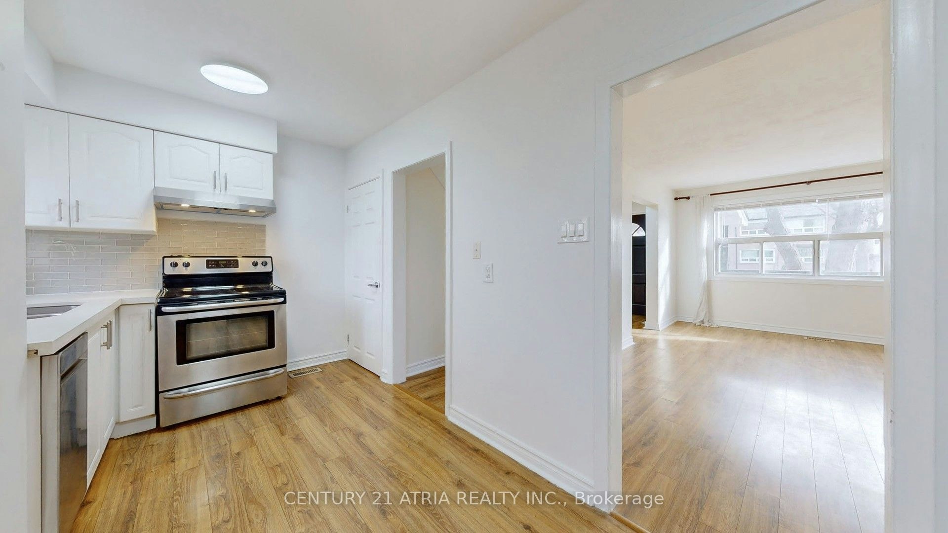 Main-126 Celeste Drive, Toronto, ON, M1E 2V1 - 11