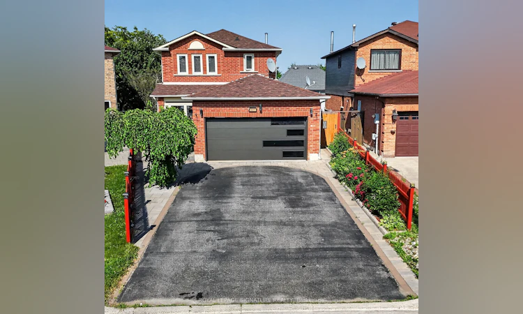 1642 Pepperwood Gate