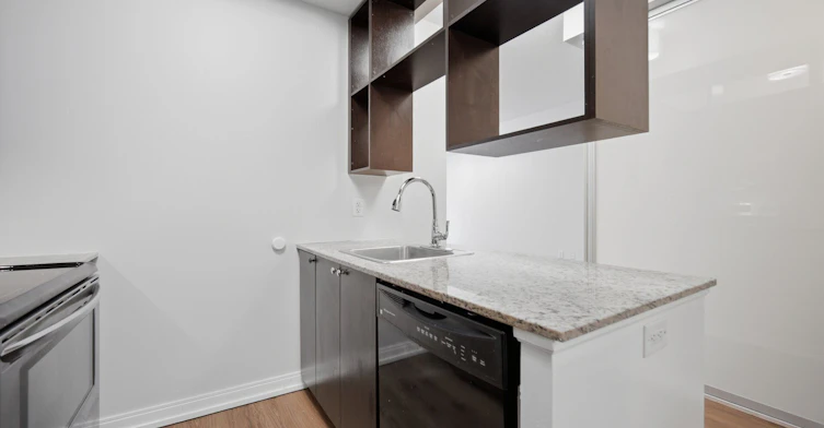 206-151 Village Green Square, Toronto, ON, M1S 0K5 - 12