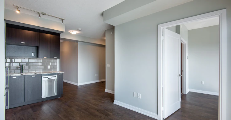 3225-275 Village Green Square, Toronto, ON, M1S 0L8 - 4