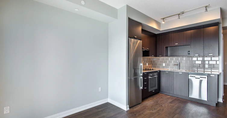 3225-275 Village Green Square, Toronto, ON, M1S 0L8 - 3