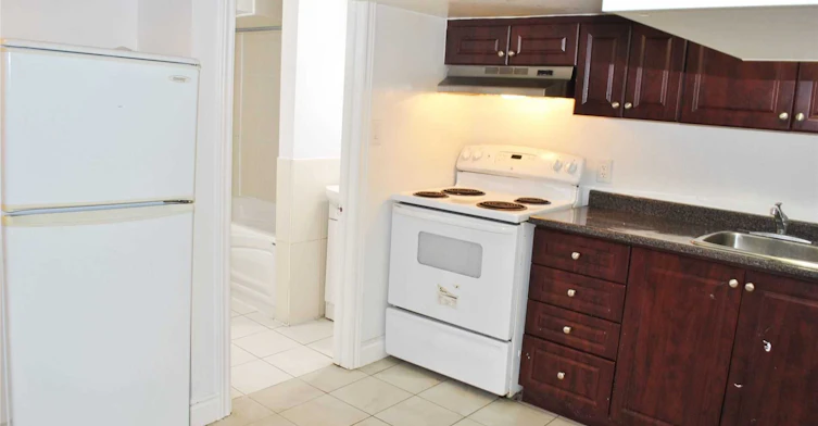 Bsmt 1+1-985 Victoria Park Avenue, Toronto, ON, M4B 2J4 - 6