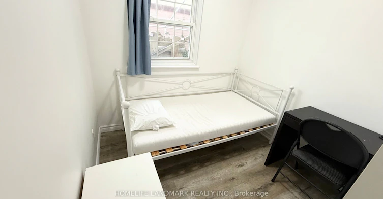Main Floor-81 United Square, Toronto, ON, M1B 2B9 - 13