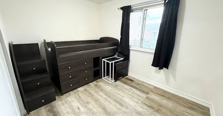 Main Floor-81 United Square, Toronto, ON, M1B 2B9 - 10