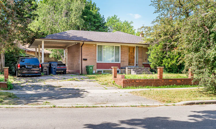 59 Stansbury Crescent