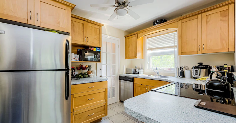 32 Florens Avenue, Toronto, ON, M1L 1R6 - 13