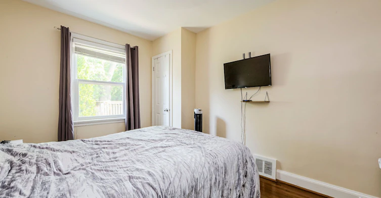 32 Florens Avenue, Toronto, ON, M1L 1R6 - 17