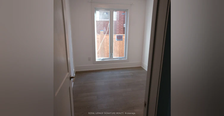 Lower-594 Birchmount Road, Toronto, ON, M1K 1P9 - 11