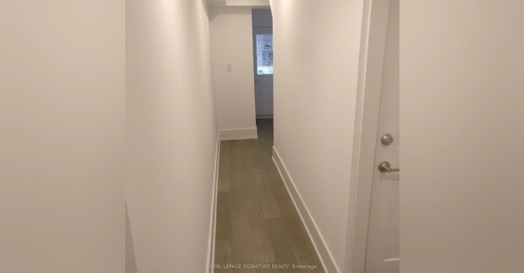 Lower-594 Birchmount Road, Toronto, ON, M1K 1P9 - 12