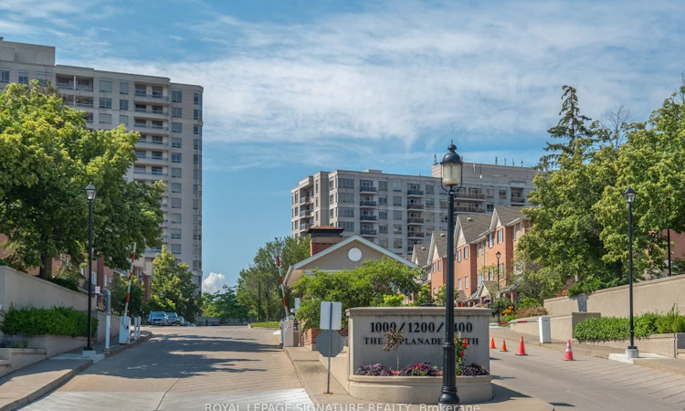 810-1200 The Esplanade Road N