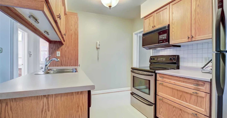 3 Fulham Street, Toronto, ON, M1S 2A3 - 5