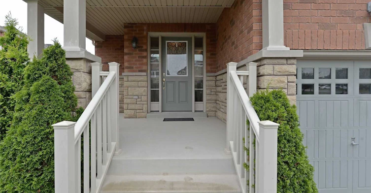 1684 Gower Drive, Oshawa, ON, L1K 0J7 - 2