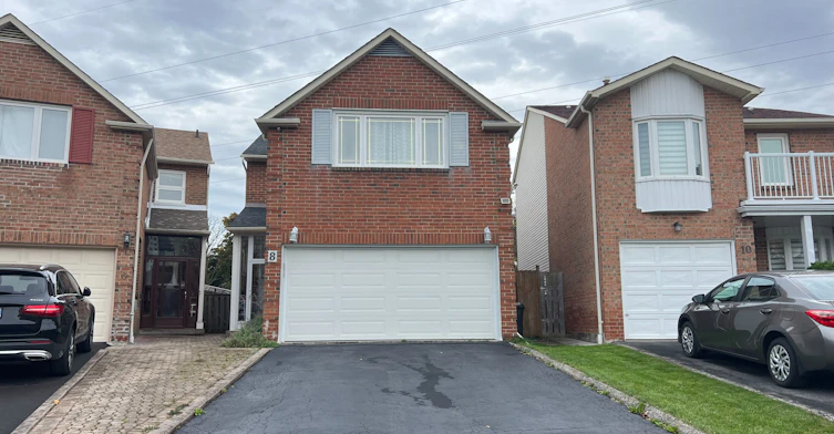 Bsmt-8 Lesskim Court, Toronto, ON, M1W 3T7