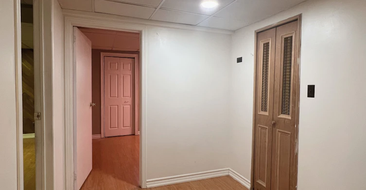 Bsmt-8 Lesskim Court, Toronto, ON, M1W 3T7 - 7