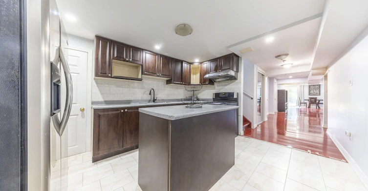 BSMT-72 Lampman Drive, Toronto, ON, M1E 5K9 - 8