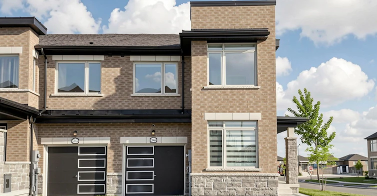 2046 Cameron Lott Crescent, Oshawa, ON, L1L 0S1 - 2