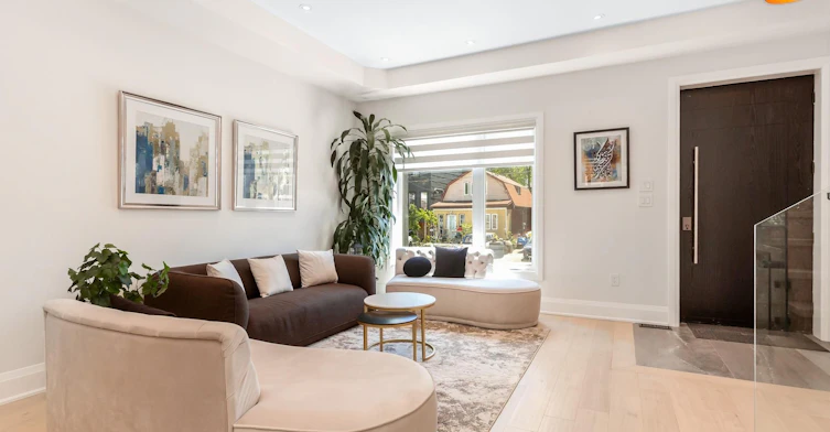10 Hamstead Avenue, Toronto, ON, M4C 2S4 - 4