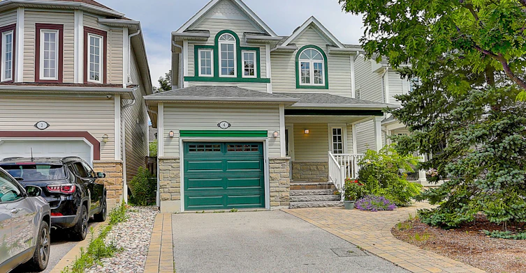 4 Sinden Drive, Whitby, ON, L1M 2B8 - 2