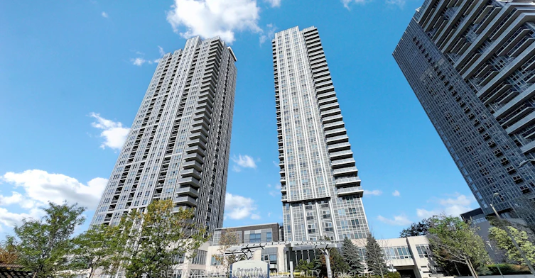 808-255 Village Green Square, Toronto, ON, M1S 0L7 - 3