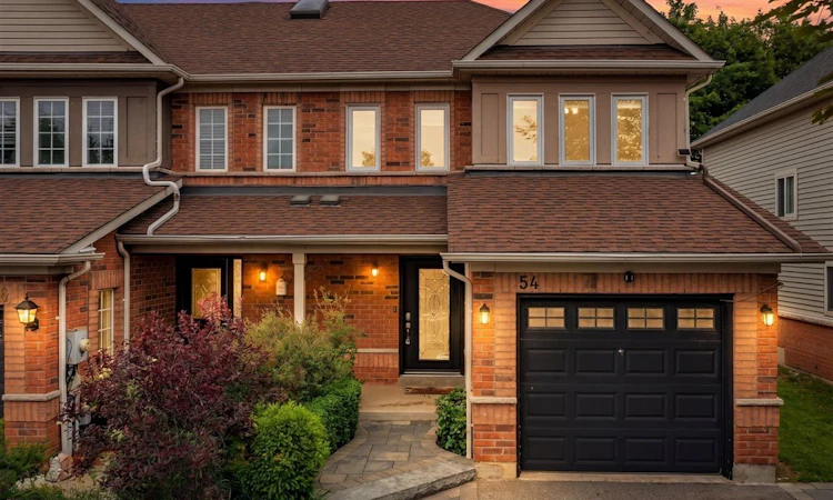 54 Breakwater Drive