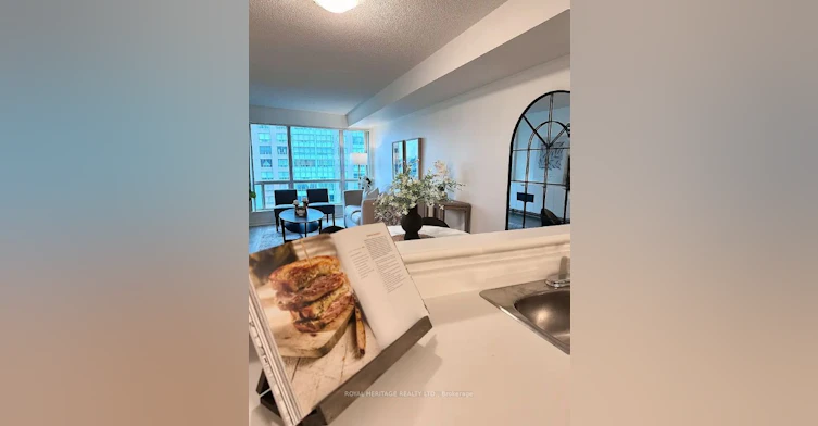 2110-18 Lee Centre Drive, Toronto, ON, M1H 3H5 - 4