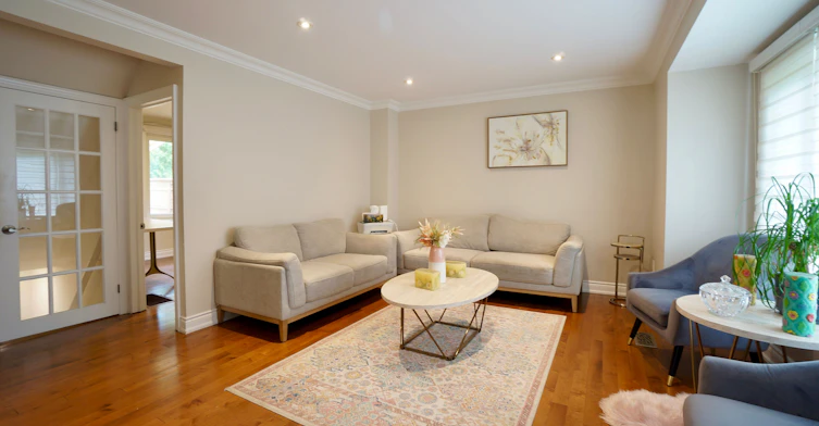 7 Twin Pauls Crescent, Toronto, ON, M1R 3Z6 - 2