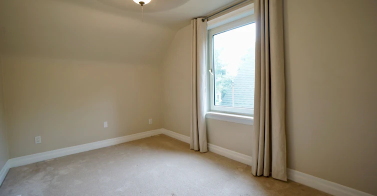 7 Twin Pauls Crescent, Toronto, ON, M1R 3Z6 - 8