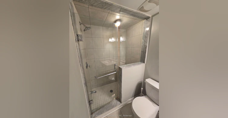 2-109 Rushbrooke Avenue, Toronto, ON, M4M 3A8 - 10