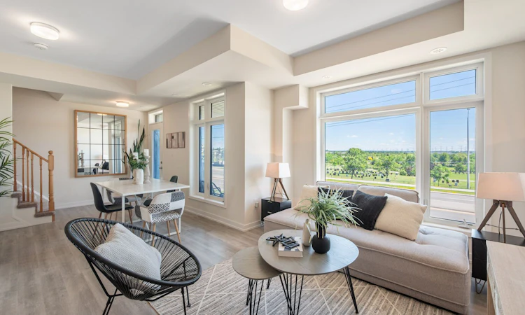 403-2550 Castlegate Crossing