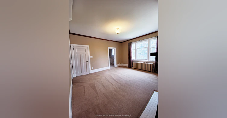 Upper #2-1110 Simcoe Street S, Oshawa, ON, L1H 4L8 - 6