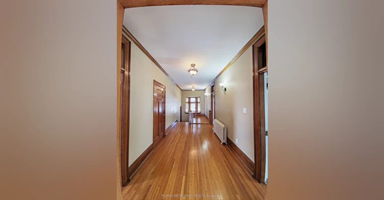 Upper #2-1110 Simcoe Street S, Oshawa, ON, L1H 4L8 - 4