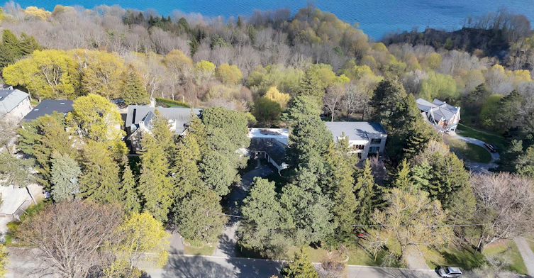 5 Hill Crescent, Toronto, ON, M1M 1H7 - 2