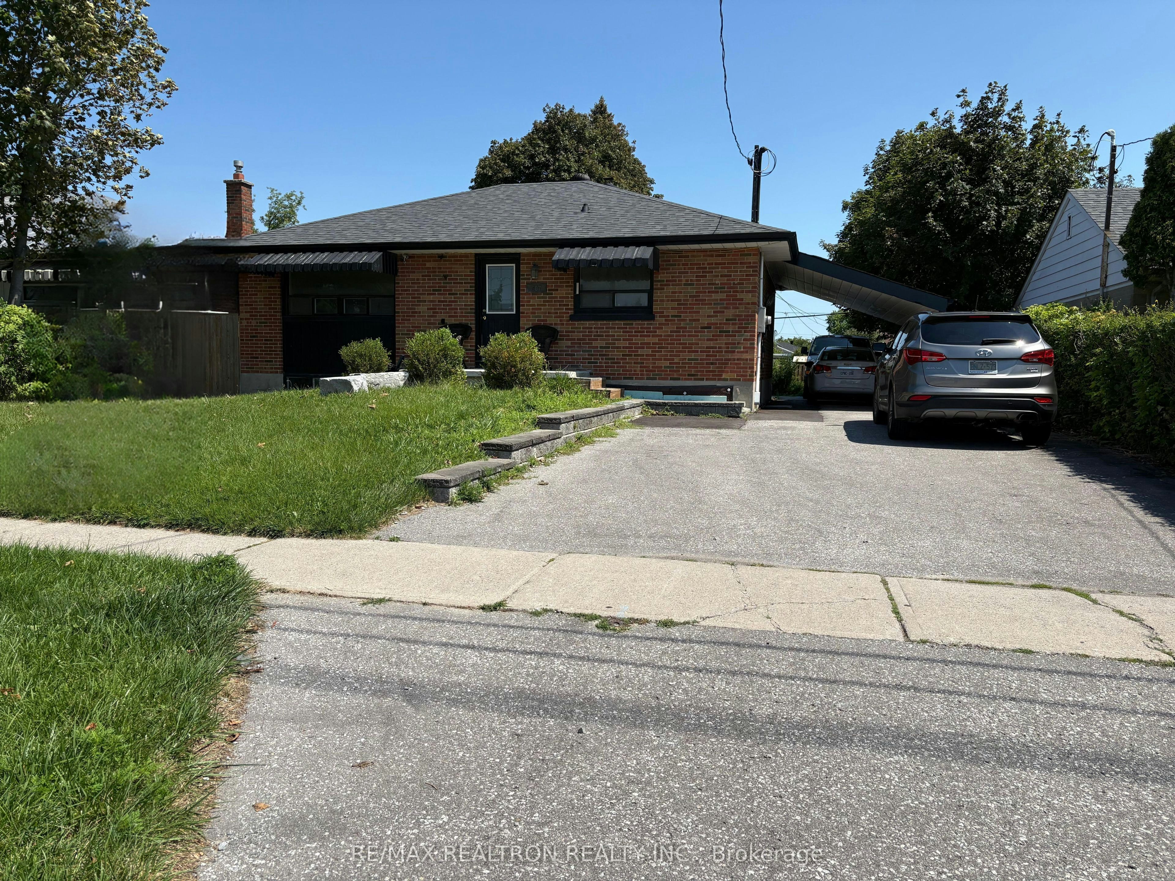 607 Stevenson Road N, Oshawa, ON, L1J 5P2