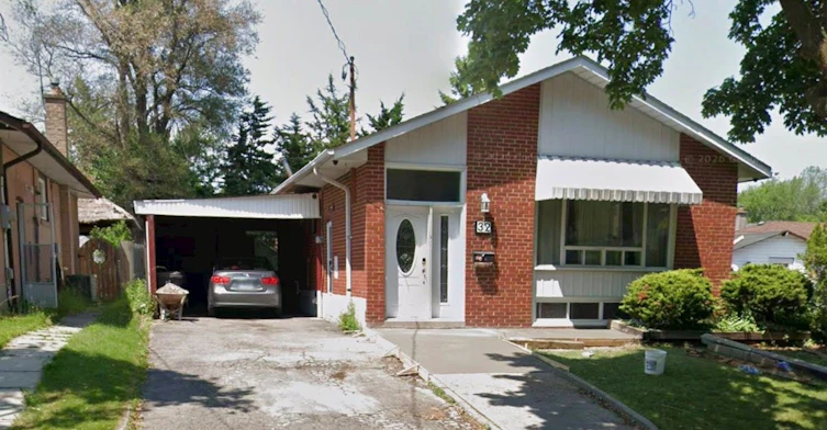 32 Caddy Drive, Toronto, ON, M1G 2G1