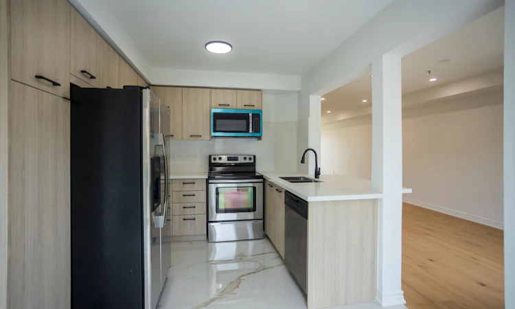 6 Smales Drive