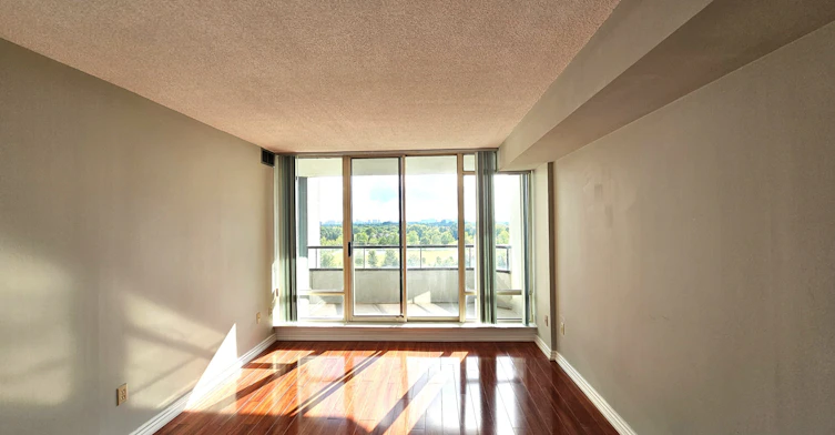 901-300 Alton Towers Circle, Toronto, ON, M1V 4X9 - 16
