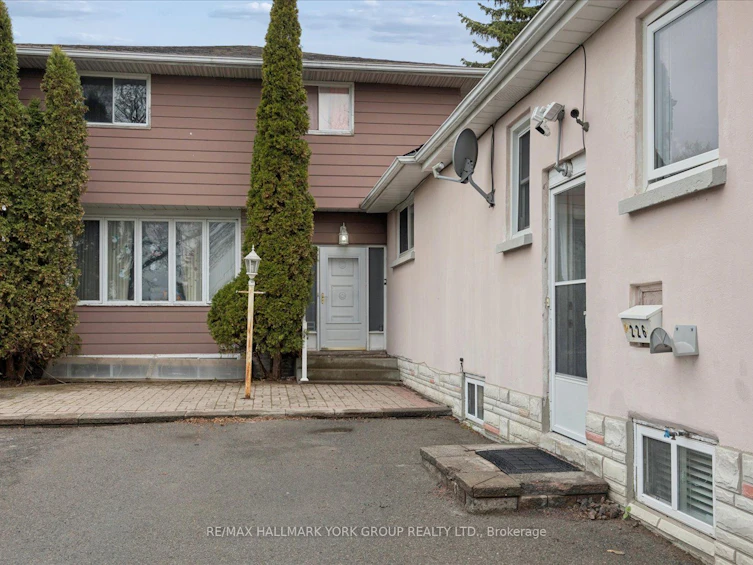 226 Cromwell Avenue, Oshawa, ON, L1J 4T8 - 3
