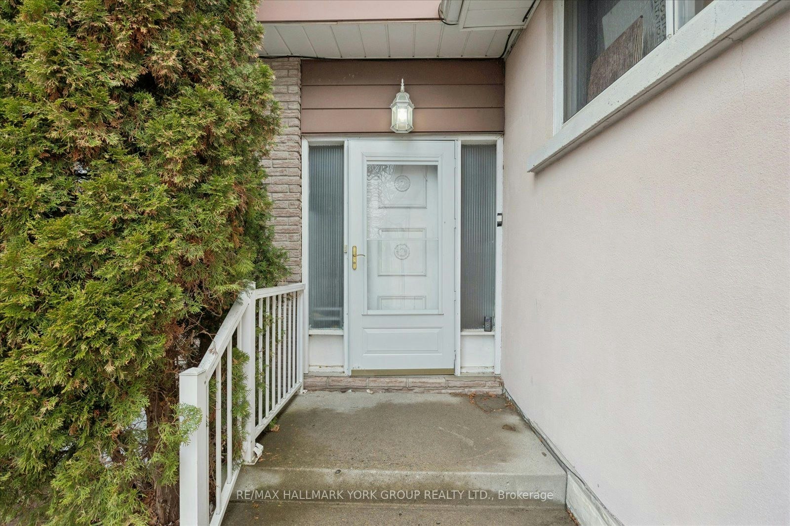 226 Cromwell Avenue, Oshawa, ON, L1J 4T8 - 5