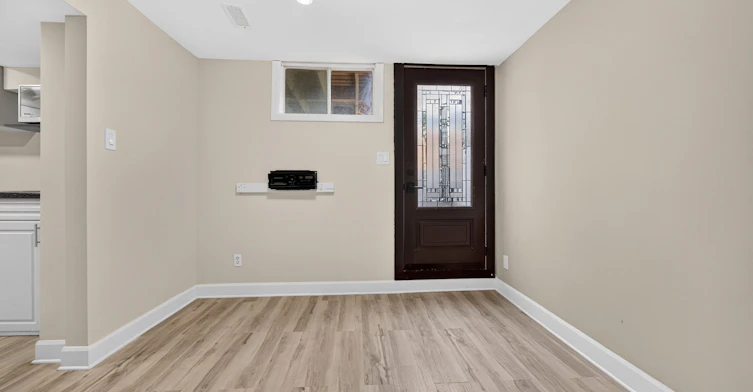 40 Carr Drive, Ajax, ON, L1T 3E3 - 7