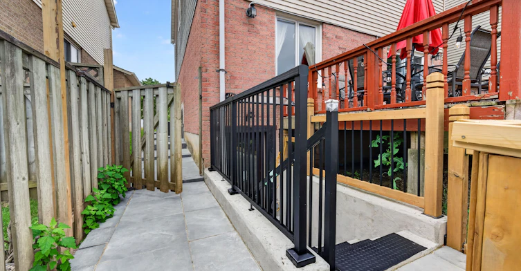 40 Carr Drive, Ajax, ON, L1T 3E3 - 4