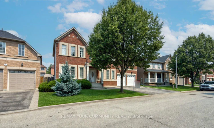 8 Westacott Avenue