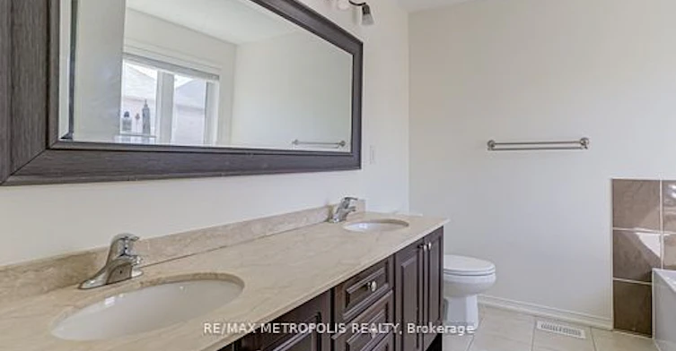 55 Formosa Avenue, Ajax, ON, L1Z 0N1 - 14