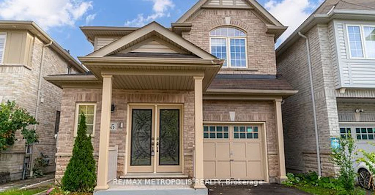 55 Formosa Avenue, Ajax, ON, L1Z 0N1