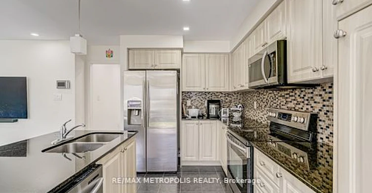 55 Formosa Avenue, Ajax, ON, L1Z 0N1 - 11
