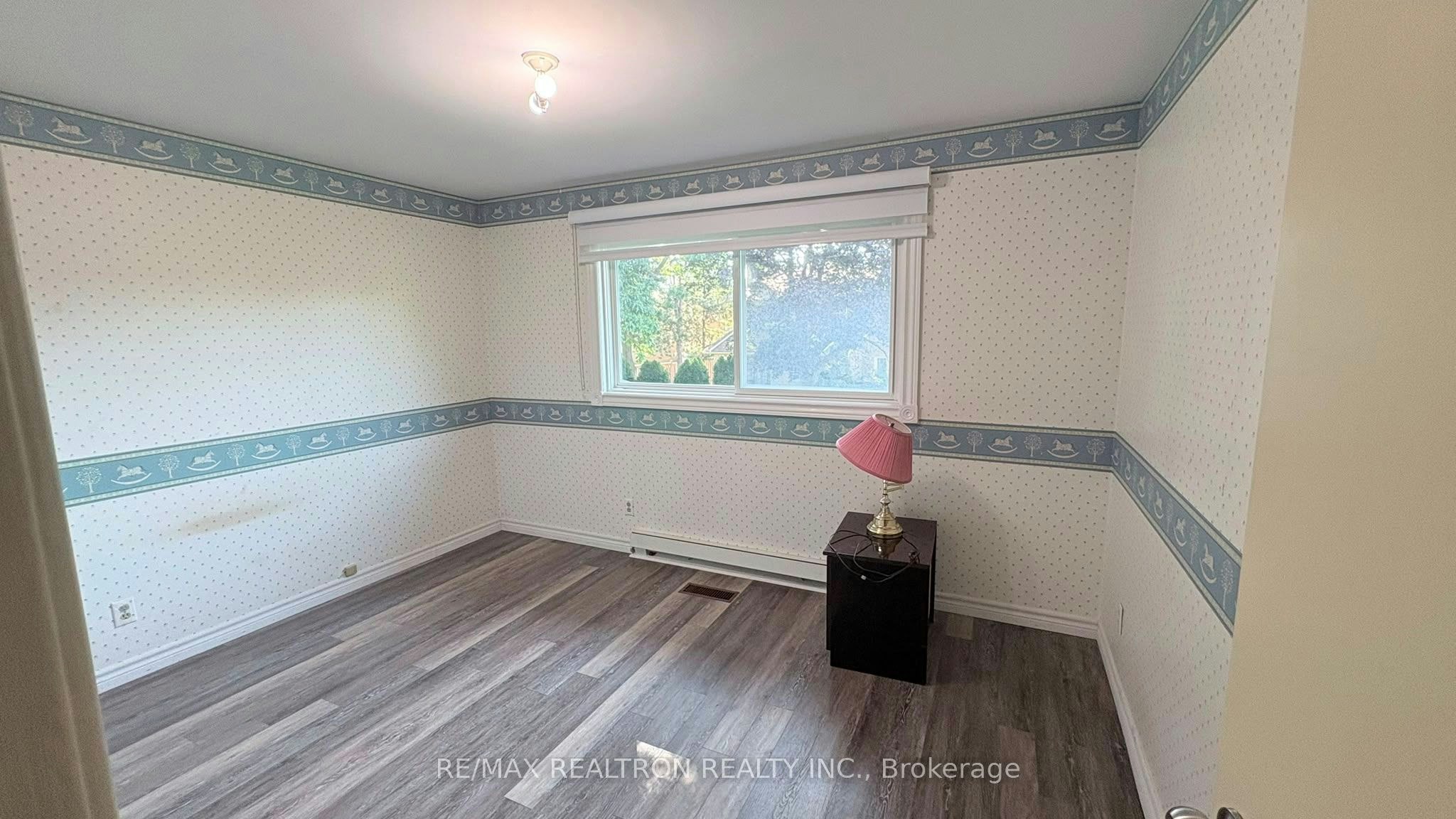 831 Huntingwood Drive, Toronto, ON, M1T 2L8 - 8