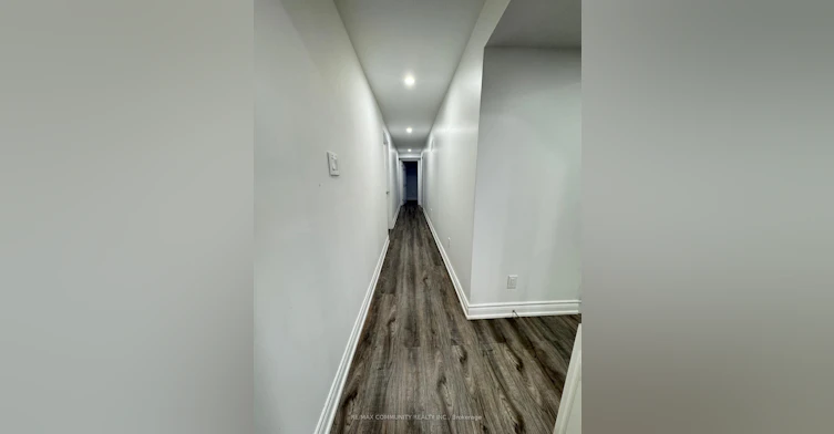 933 Red Deer Avenue, Oshawa, ON, L1K 0C4 - 9