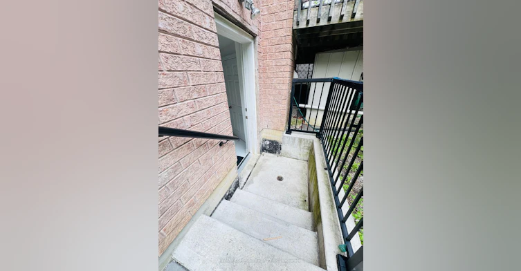 933 Red Deer Avenue, Oshawa, ON, L1K 0C4 - 4