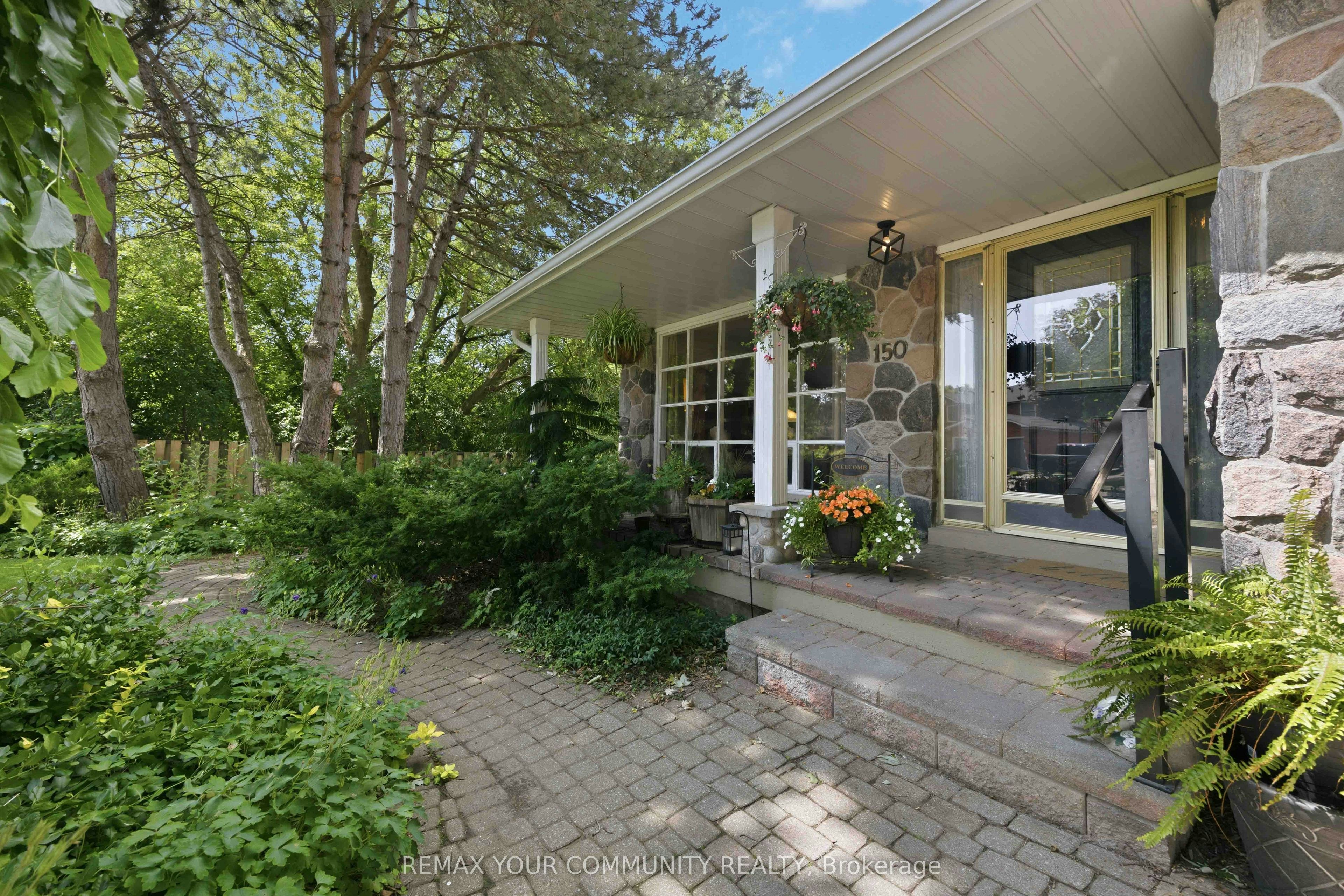 150 Pringle Drive, Whitby, ON, L1N 6K5