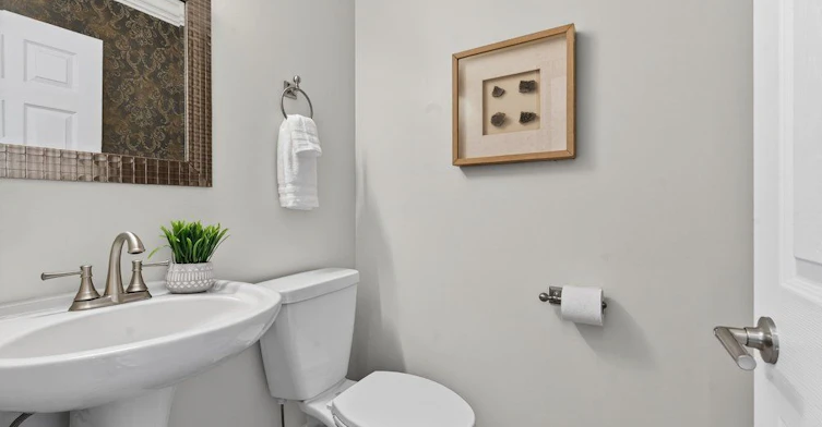 Upper-61B Bexhill Avenue, Toronto, ON, M1L 3B7 - 21